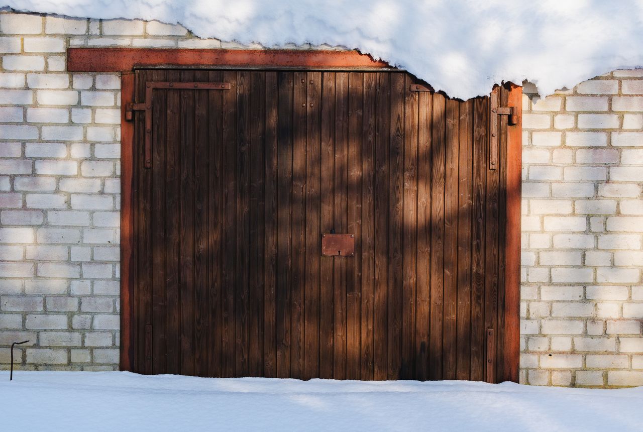 Garage door service in Downers Grove, IL